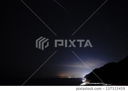 Coastline and Meteor Coastline and Meteor 137315459