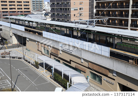 JR春德道站天橋與車站正面 137317114