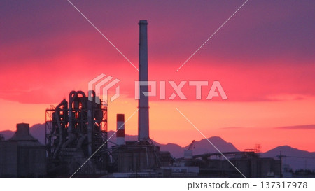 Cement factory (March 17, 2017) Wrapped in the sunset sky 137317978