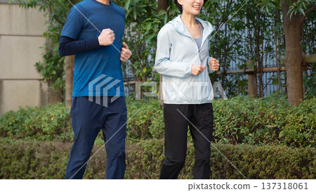Men and women exercising Men and women exercising 137318061