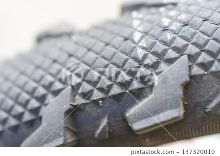 Bicycle tire 137320010