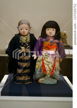 9397 Hina Dolls Ichimatsu Dolls 137320752
