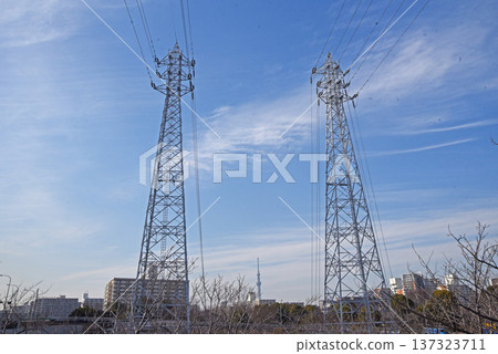輸電塔 137323711