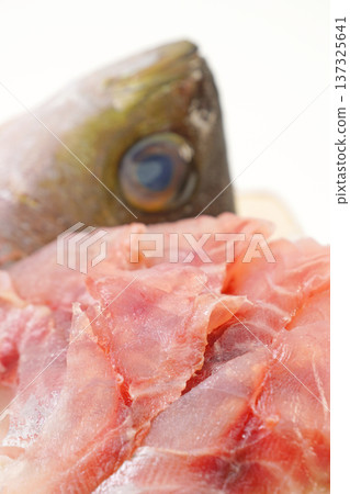 Isaki生魚片 137325641