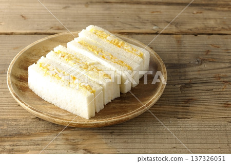 Egg sand Egg sand 137326051