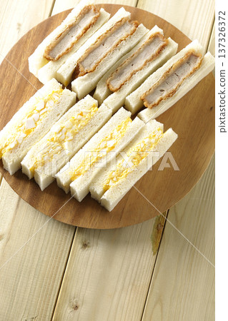 Fillet cutlet sandwich and egg sandwich 137326372