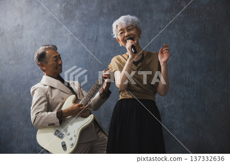 Senior couple of musicians Senior couple of musicians 137332636