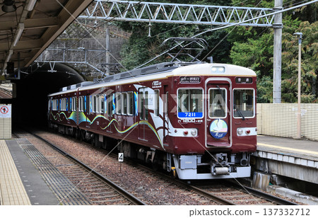 Nose Electric Railway 7200 series arriving at Kofudai Station 137332712