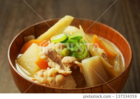 熱豬肉湯 137334359