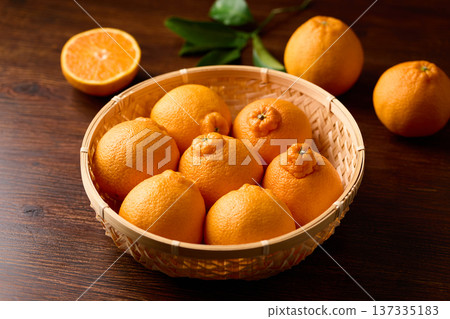 籃子裡的德科蓬 137335183