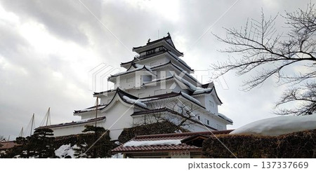 Tsuruga Castle in winter [Aizuwakamatsu, Fukushima] 137337669