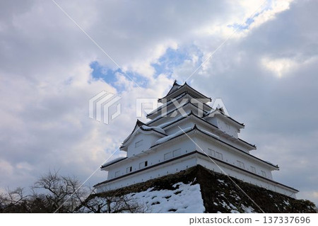 Tsuruga Castle in winter [Aizuwakamatsu, Fukushima] 137337696
