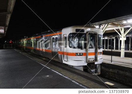 JR Central trains stopping at Matsusaka Station after the last train 137338970