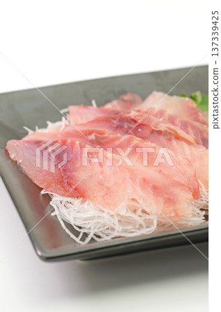 Isaki生魚片 Isaki生魚片 137339425