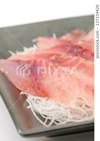 Isaki生魚片 Isaki生魚片 137339426