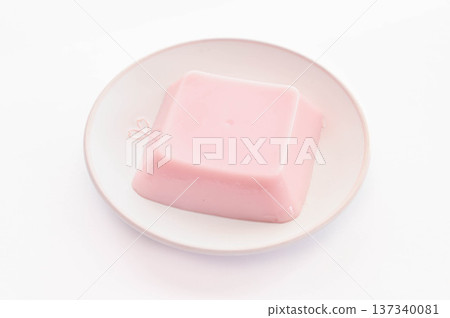 櫻花口味芝麻豆腐 137340081