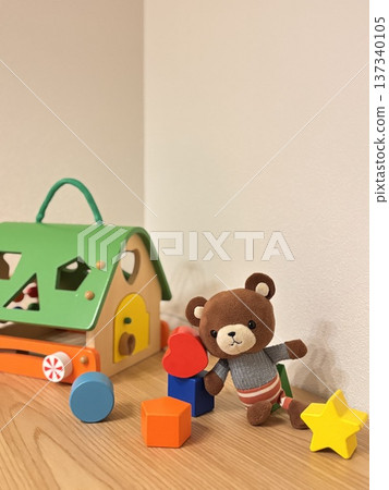 積木和泰迪熊 137340105