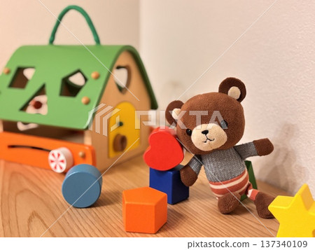 積木和泰迪熊 137340109