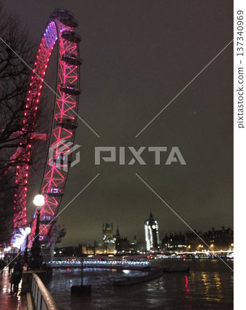 This is the famous icon in central London named, London eye This is the famous icon in central London named, London eye 137340969