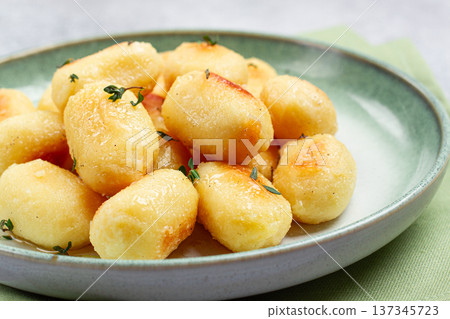 stuffed gnocchi with cheese, Italian dumplings, garnished with parmesan cheese, no people, stuffed gnocchi with cheese, Italian dumplings, garnished with parmesan cheese, no people, 137345723
