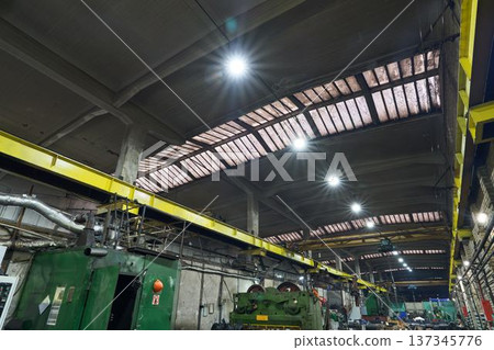 Industrial factory configuration with overhead installation 137345776
