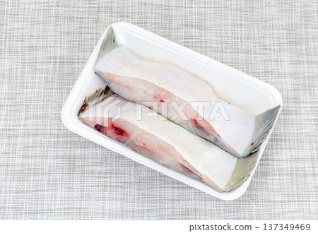 Packed Asaba flounder fillets Packed Asaba flounder fillets 137349469