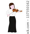 小提琴家插畫素材。 137350162