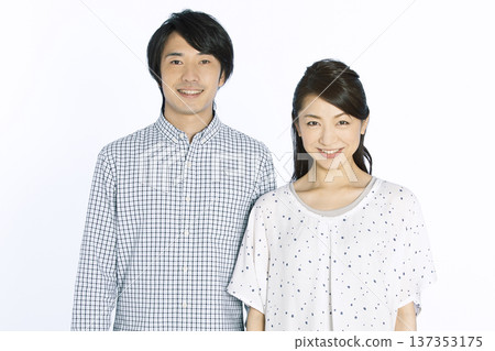 Portrait of a smiling couple Portrait of a smiling couple 137353175