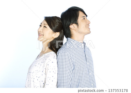 Back-to-back couple Back-to-back couple 137353178