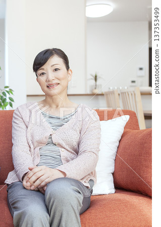 A woman relaxing on the sofa 137353499