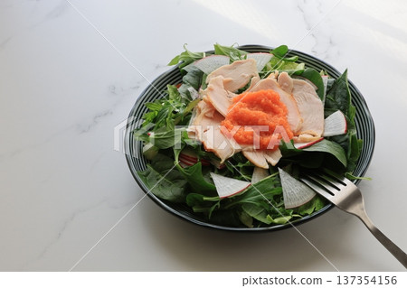 Fresh salad 137354156