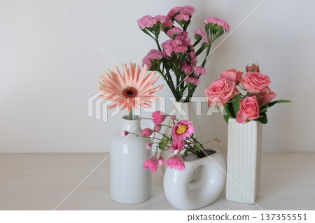 Pink flowers Pink flowers 137355551