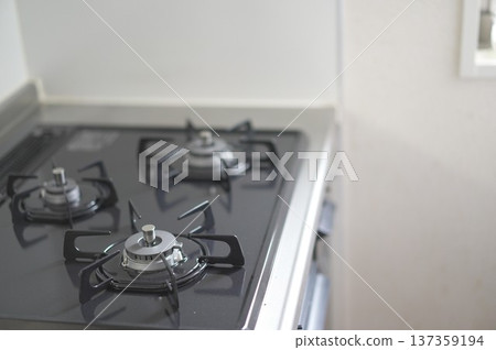 Gas stove (3 burners, freestanding type) 137359194