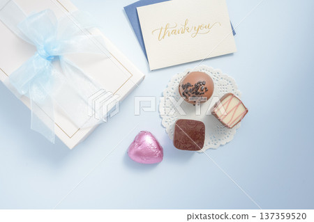 A thank you message card A thank you message card 137359520