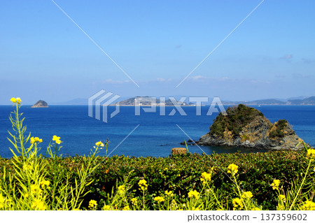 View of the north observation deck at Suisen no Oka Park, Mozaki Dinosaur Park in Nagasaki View of the north observation deck at Suisen no Oka Park, Mozaki Dinosaur Park in Nagasaki 137359602