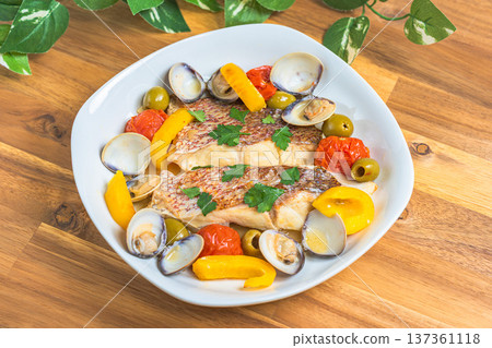 Red sea bream aquapazza, Italian cuisine with clams and vegetables Red sea bream aquapazza, Italian cuisine with clams and vegetables 137361118