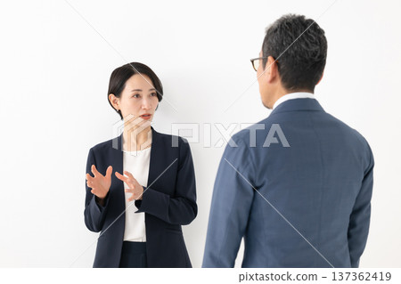 商務會議 137362419