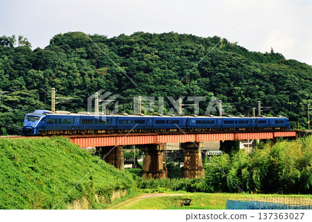 2007年：七列883系列Sonic特快列車在日保本線上運行 137363027