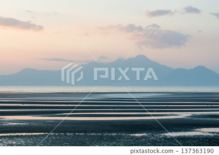 日落在御手洗海岸染上黃昏 137363190