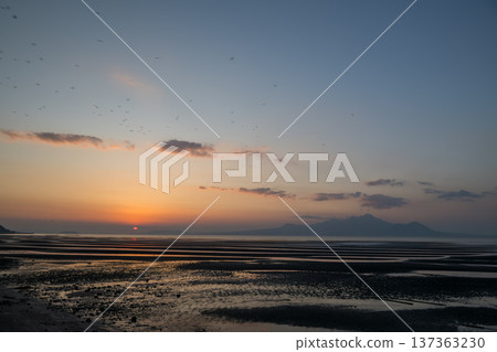 日落在御手洗海岸染上黃昏 日落在御手洗海岸染上黃昏 137363230