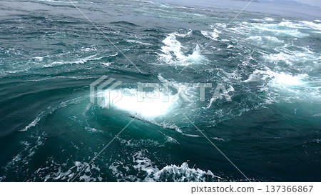 Naruto Whirlpools, Whirlpool Tourism, Naruto Strait, Tokushima Prefecture 137366867