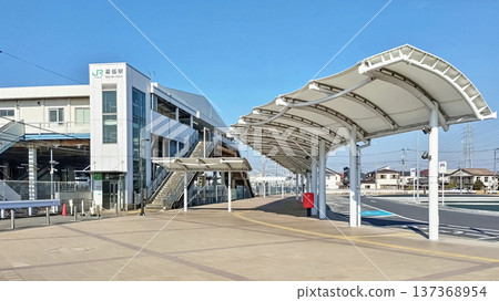 JR總武線幕張站北口旋轉廣場及車站大樓 137368954