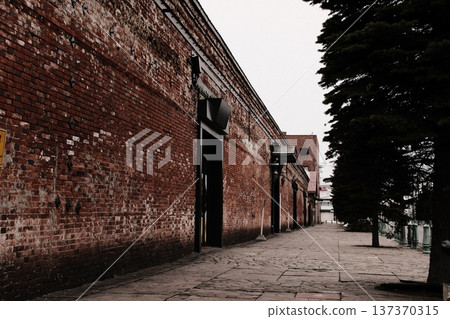 Hakodate Bay Area: The texture and exotic atmosphere of the historic red brick warehouse 137370315