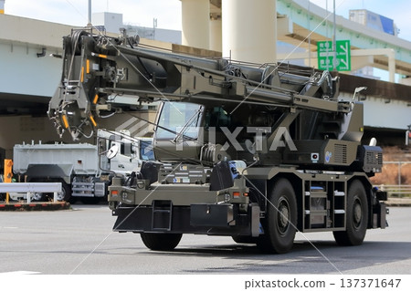 Rough terrain crane (self-propelled crane) Rough terrain crane (self-propelled crane) 137371647