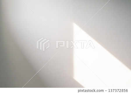Window shadow drop on white wall background 137372856
