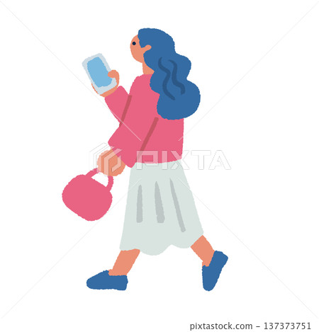 色彩鮮豔的扁平化插畫,描繪了一位手持智慧型手機行走的女性。 色彩鮮豔的扁平化插畫,描繪了一位手持智慧型手機行走的女性。 137373751