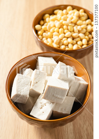 Tofu Tofu 137377100
