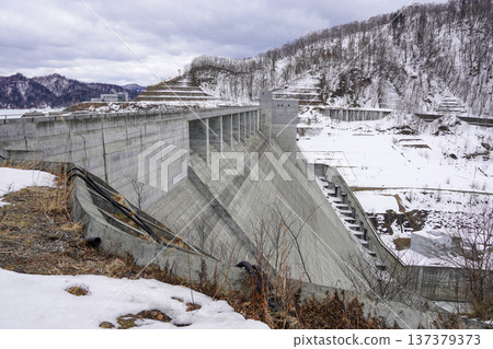 Yubari Shuparo Dam seen from the right bank Yubari Shuparo Dam seen from the right bank 137379373