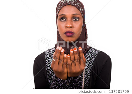close up of young muslim woman. 137381799