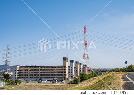 Housing complex along the Kizu River, Joyo City, Kyoto Prefecture Housing complex along the Kizu River, Joyo City, Kyoto Prefecture 137389591